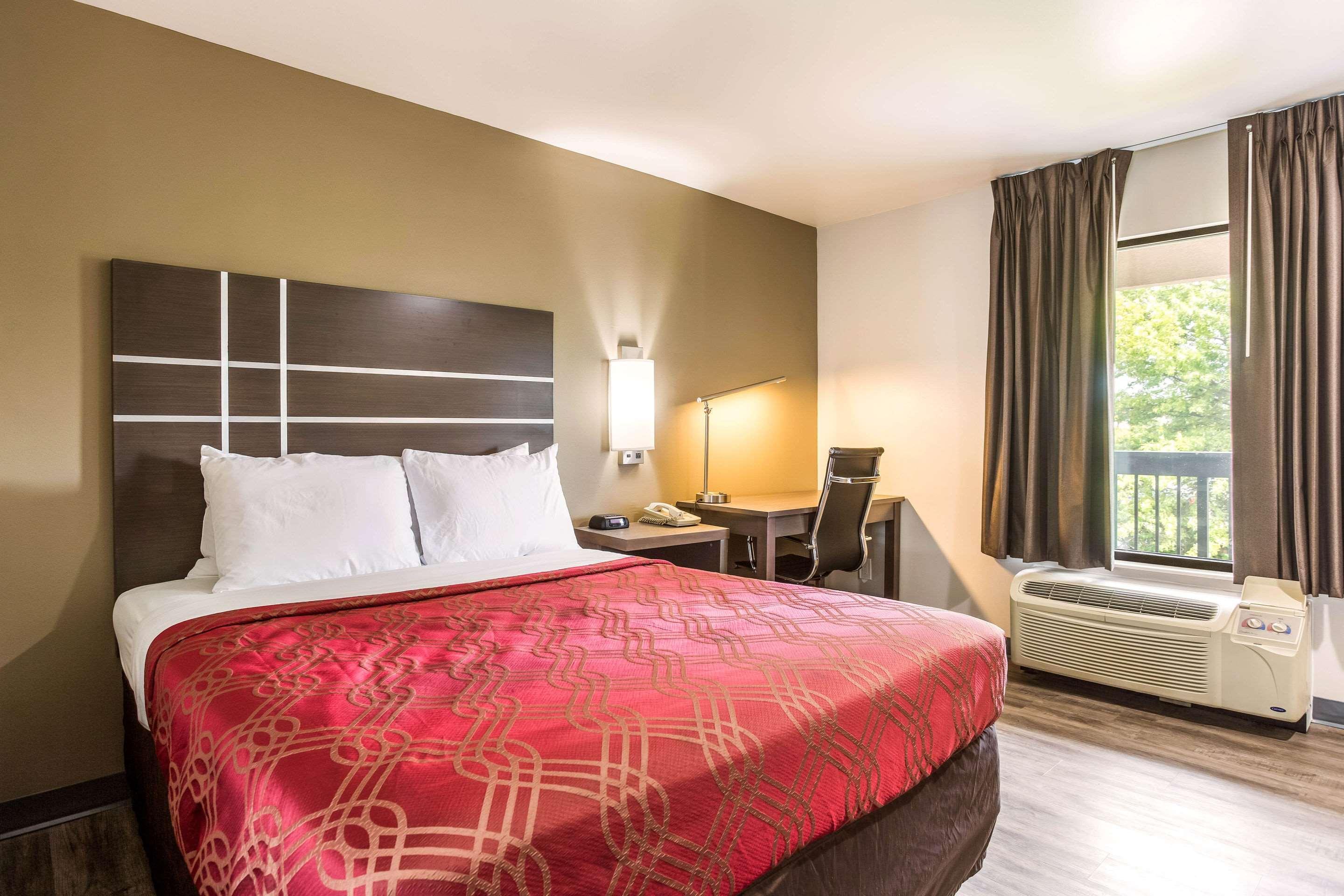 Econo Lodge Inn & Suites Murfreesboro Dış mekan fotoğraf
