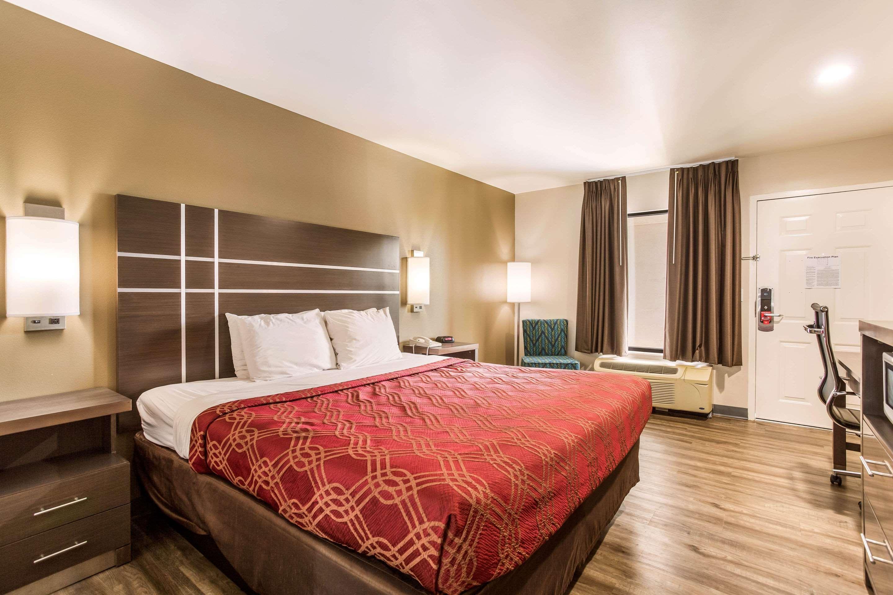 Econo Lodge Inn & Suites Murfreesboro Dış mekan fotoğraf