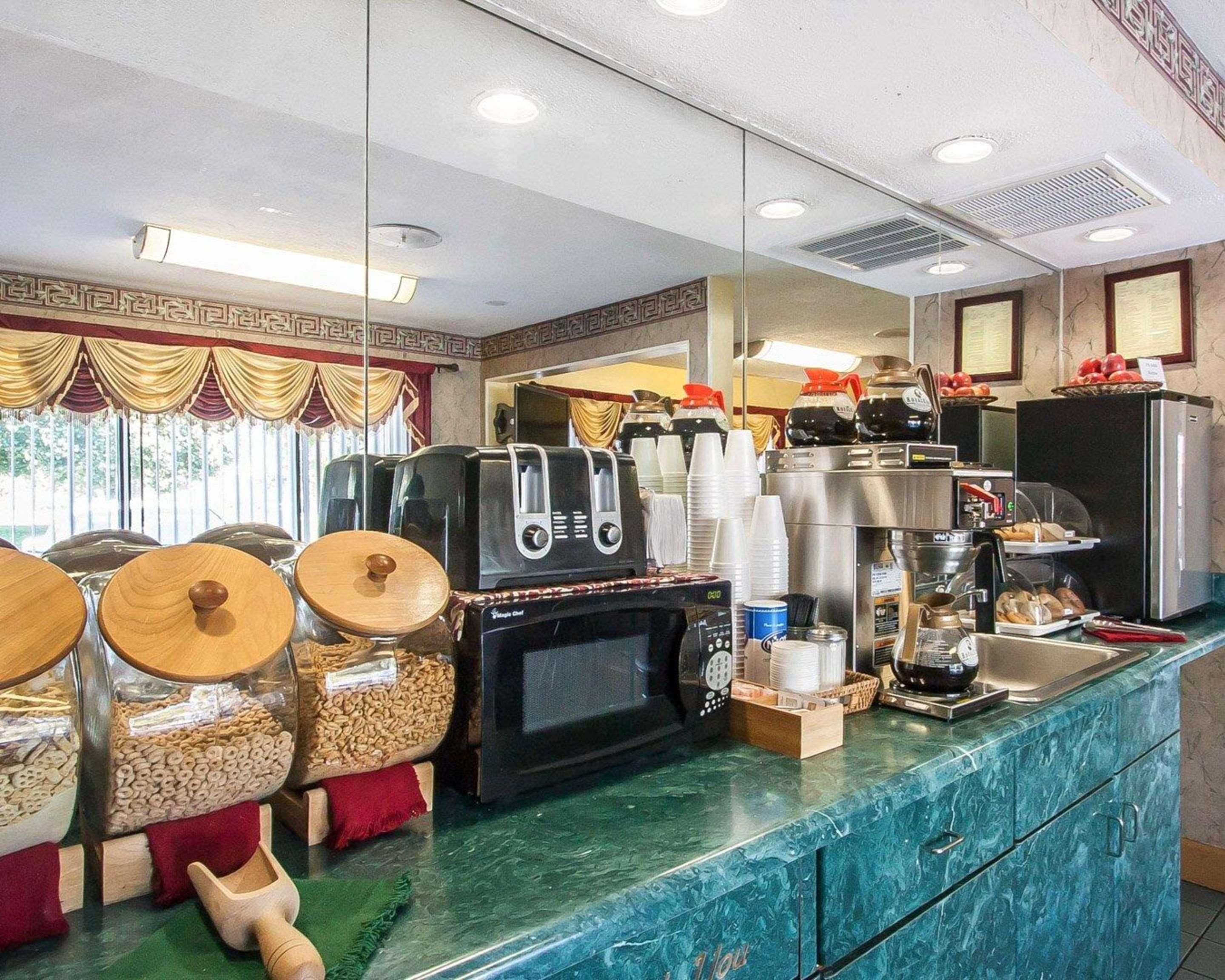 Econo Lodge Inn & Suites Murfreesboro Dış mekan fotoğraf