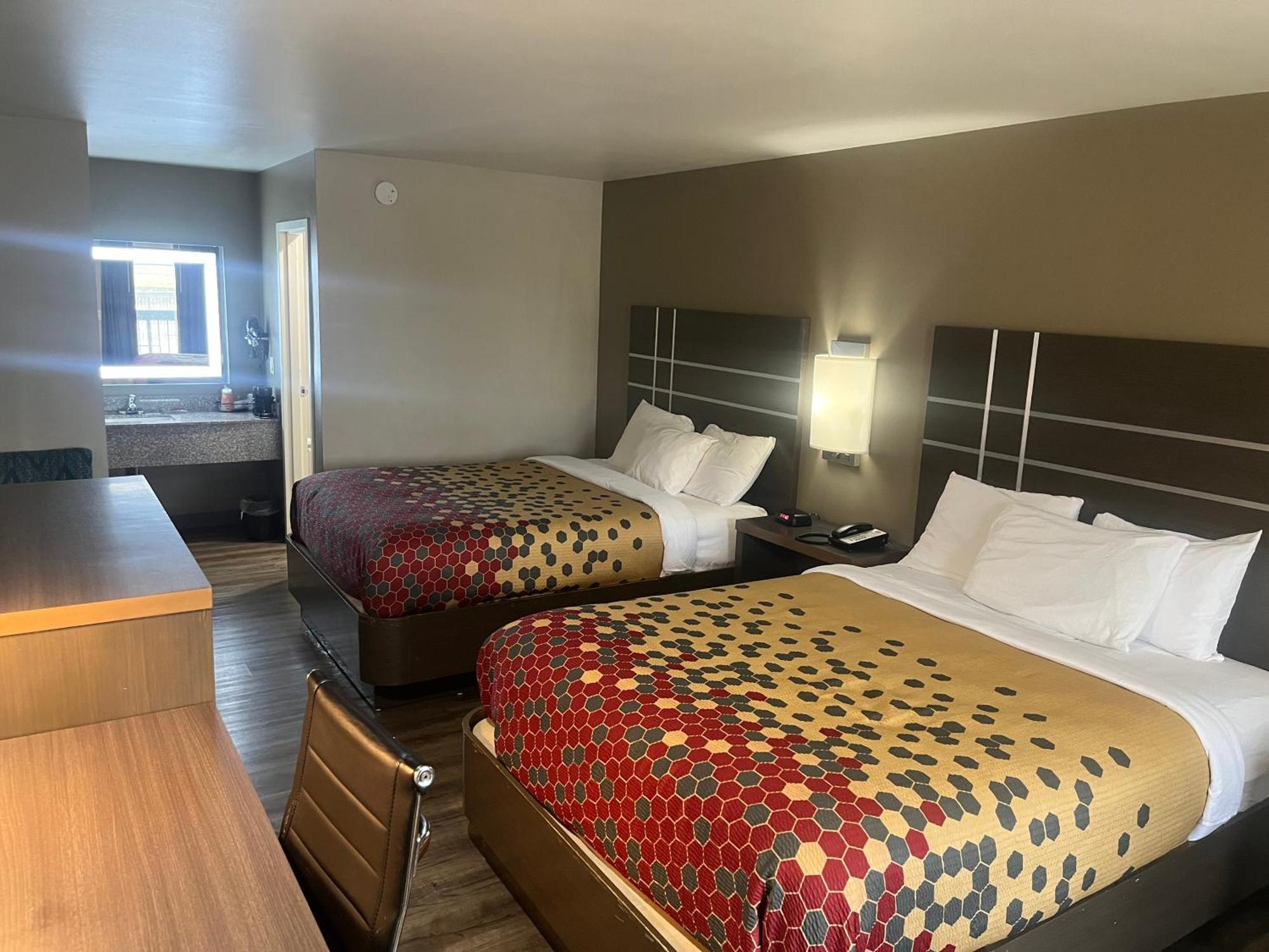 Econo Lodge Inn & Suites Murfreesboro Dış mekan fotoğraf