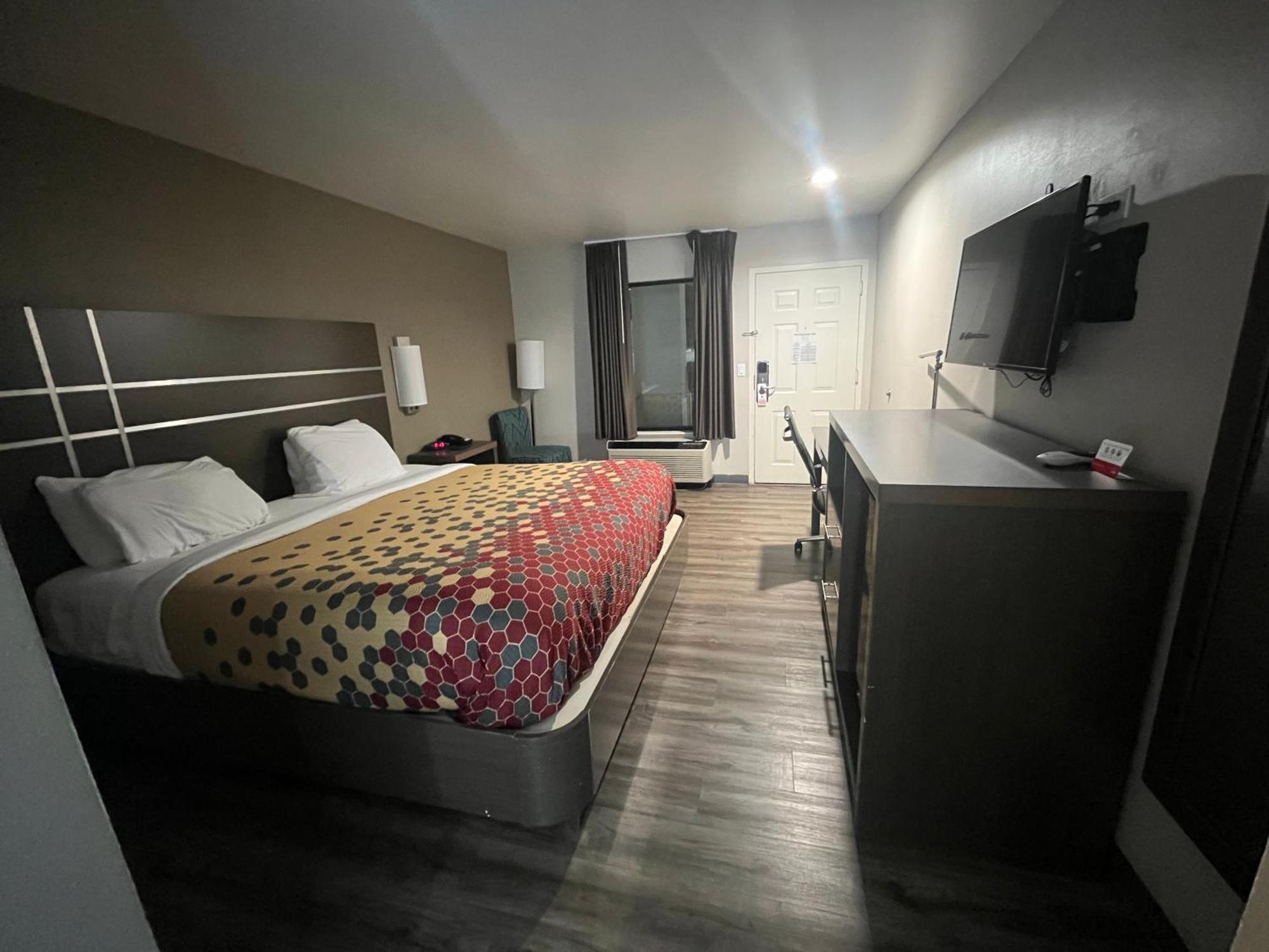 Econo Lodge Inn & Suites Murfreesboro Dış mekan fotoğraf