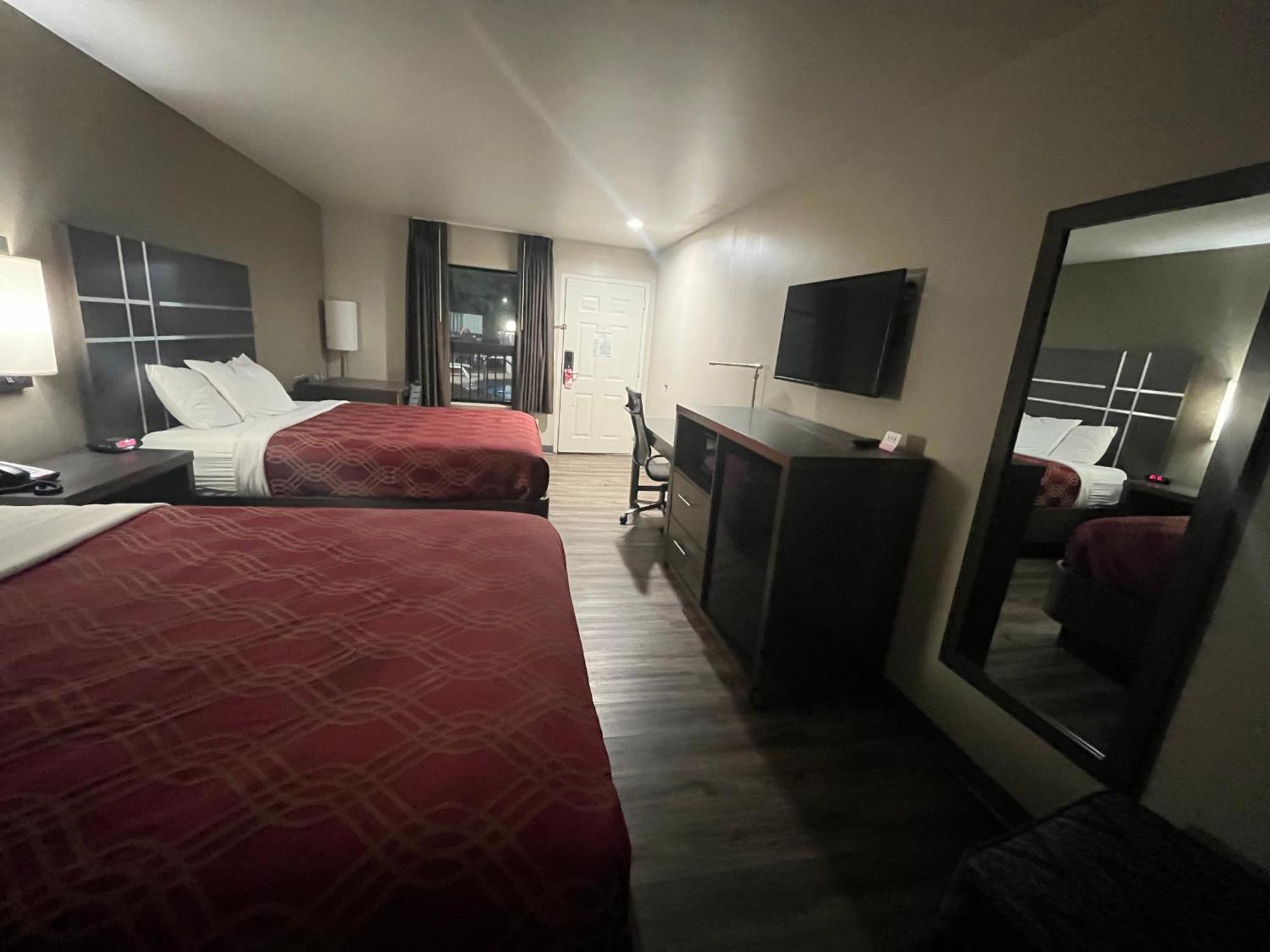 Econo Lodge Inn & Suites Murfreesboro Dış mekan fotoğraf