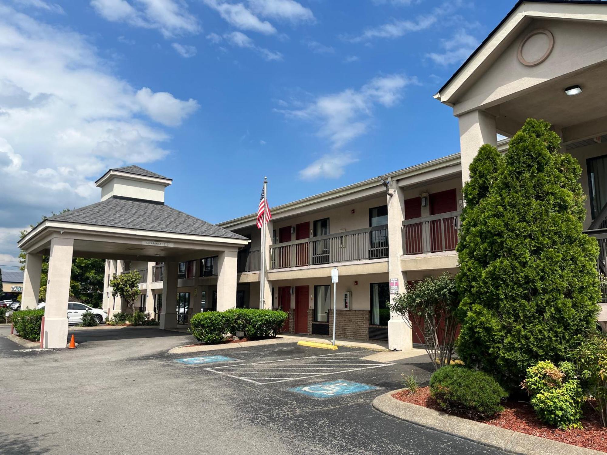 Econo Lodge Inn & Suites Murfreesboro Dış mekan fotoğraf