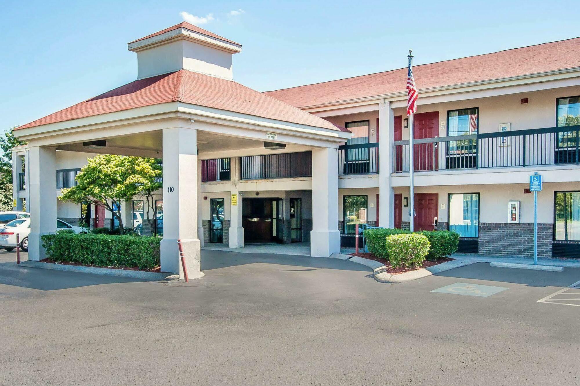Econo Lodge Inn & Suites Murfreesboro Dış mekan fotoğraf